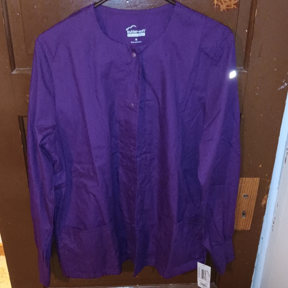 NWT Butter Soft Originals Eggplant Purple Long Sleeve Button Down Scrub Top M